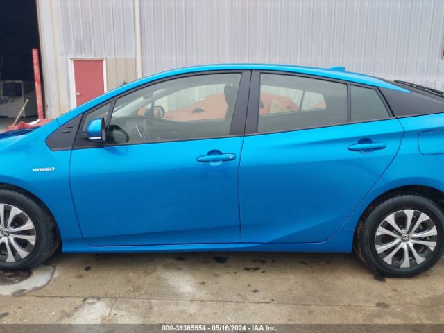 JTDL9MFU8N3034729 Toyota Prius Le Awd-e