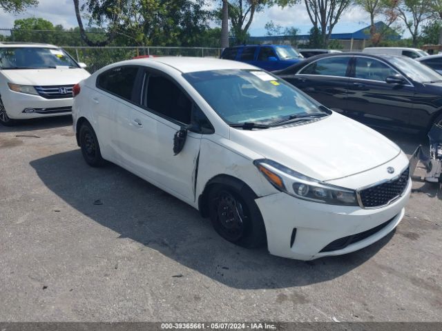 3KPFK4A7XJE244819 KIA FORTE LX