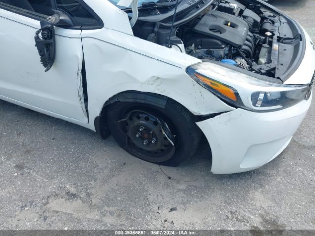 3KPFK4A7XJE244819 KIA FORTE LX