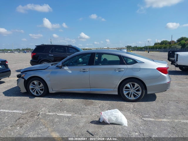 Honda ACCORD LX 2018 1HGCV1F10JA188245 Image 14