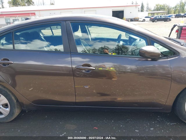 KIA FORTE LX 2017 3KPFK4A75HE152723 Image 14