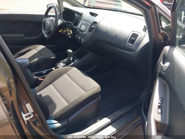 KIA FORTE LX 2017 3KPFK4A75HE152723 Image 5