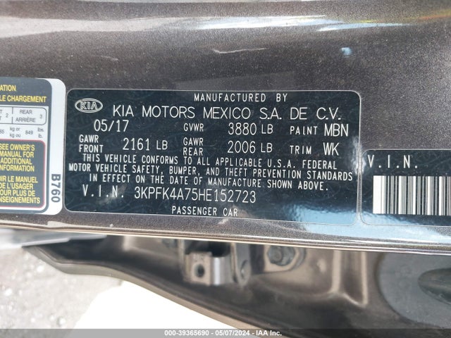 KIA FORTE LX 2017 3KPFK4A75HE152723 Image 9