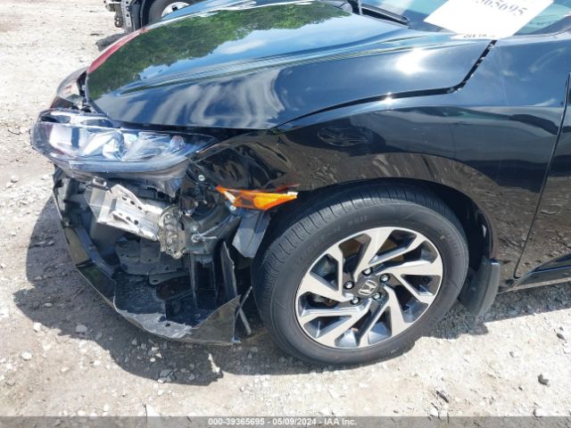 2HGFC2F76JH558385 Honda CIVIC EX