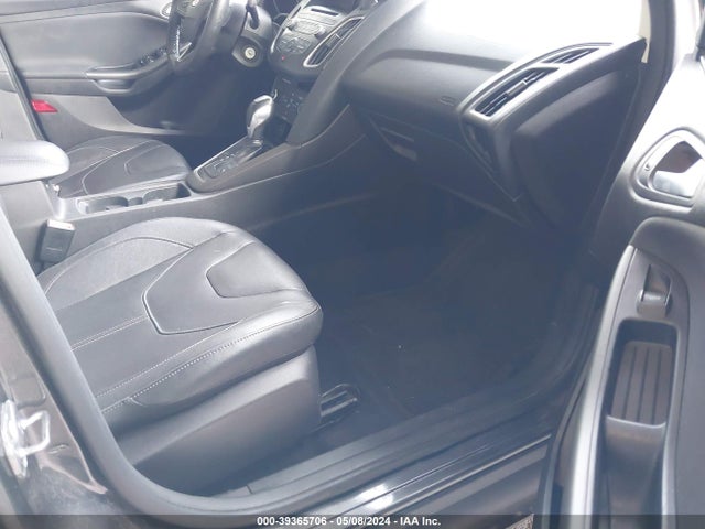 Ford FOCUS SE 2015 1FADP3F29FL319448 Image 5