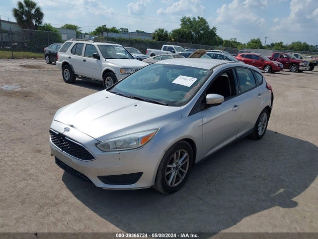 1FADP3K2XGL234982 Ford FOCUS SE