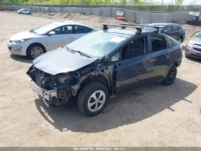 Toyota Prius Two 2015 JTDKN3DU7F1992956 Image 2