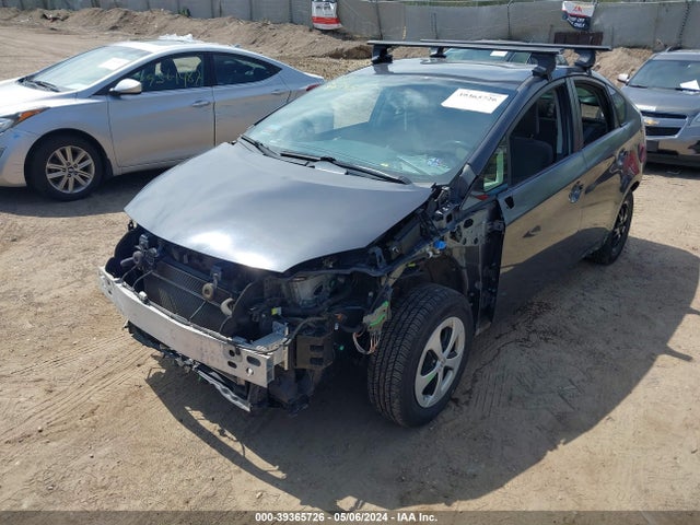 Toyota Prius Two 2015 JTDKN3DU7F1992956 Image 6