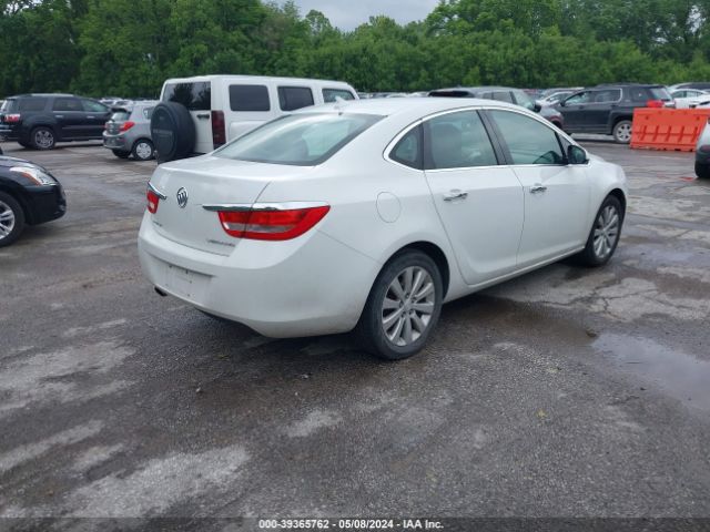 1G4PN5SKXE4226084 Buick Verano