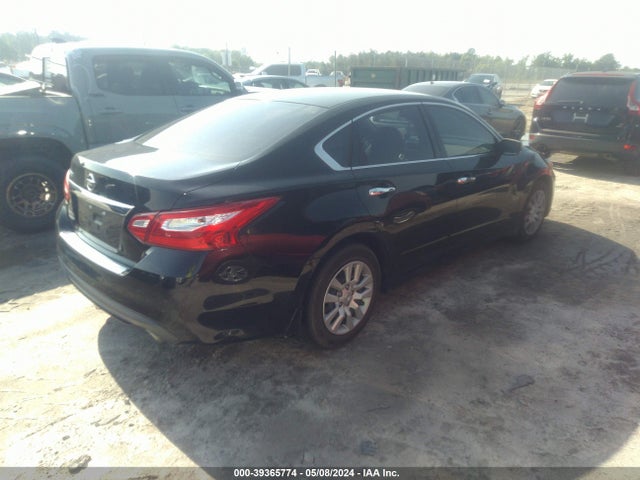 Nissan Altima 2.5 S 2017 1N4AL3AP9HC136619 Image 4