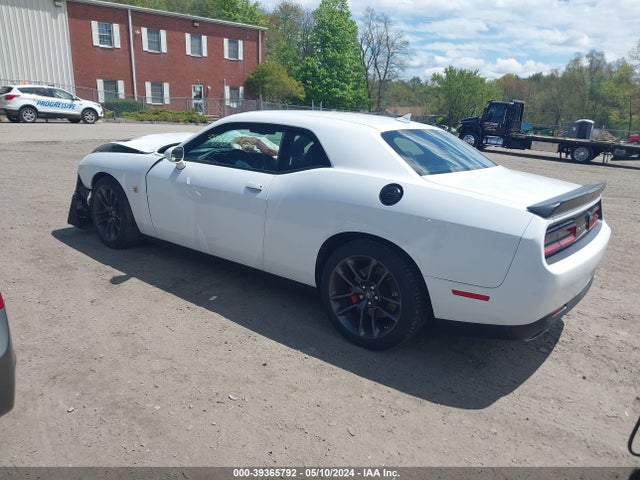 2C3CDZFJ2MH530000 Dodge Challenger R/t Scat Pack