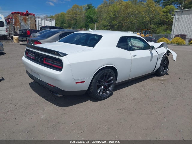2C3CDZFJ2MH530000 Dodge Challenger R/t Scat Pack