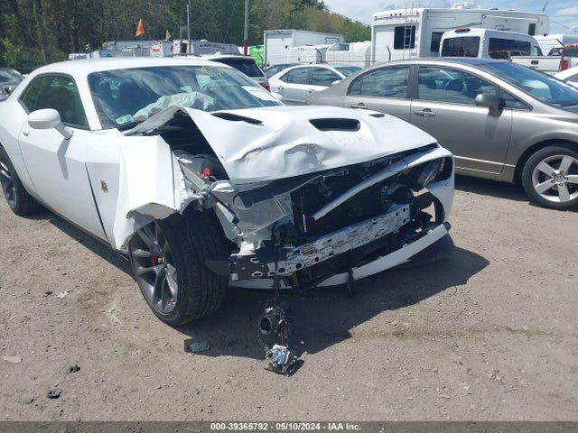 2C3CDZFJ2MH530000 Dodge Challenger R/t Scat Pack