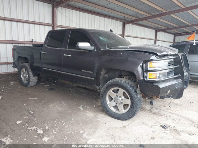 2015 1GC1KWE87FF617613 main image