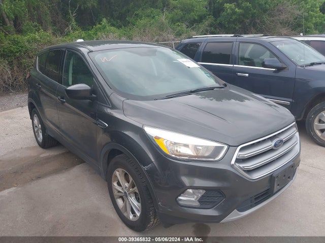 Ford ESCAPE SE 2017 1FMCU9GD8HUD78484 Image 1