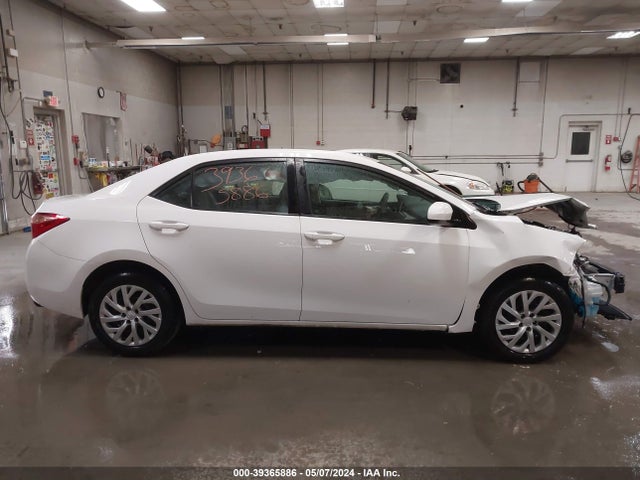 Toyota COROLLA LE 2019 2T1BURHE2KC224039 Image 14
