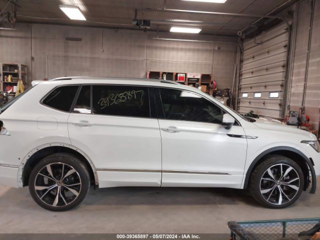 3VV4B7AX4NM168116 Volkswagen Tiguan 2.0t Sel R-line