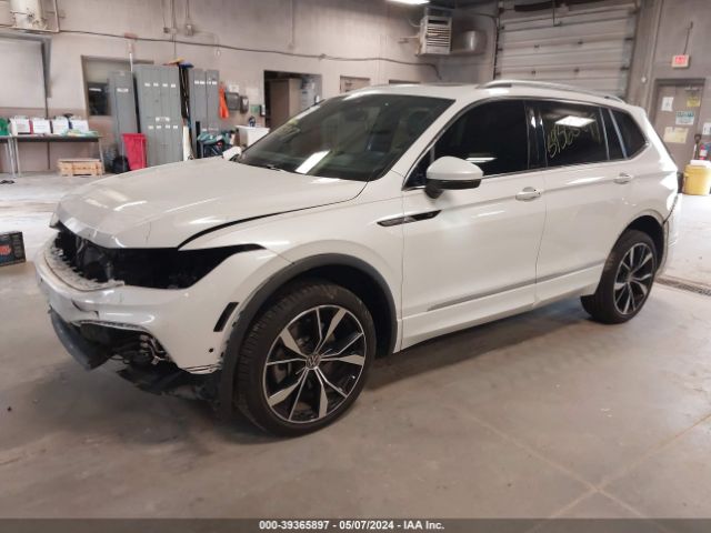 3VV4B7AX4NM168116 Volkswagen Tiguan 2.0t Sel R-line