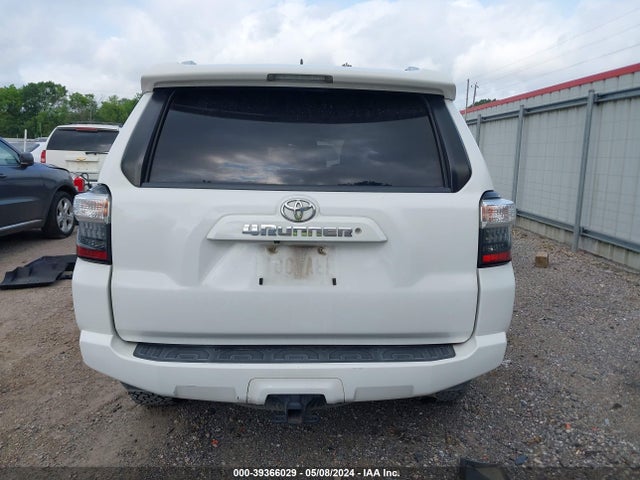 Toyota 4runner Sr5 Premium 2016 JTEZU5JR3G5135049 Image 17