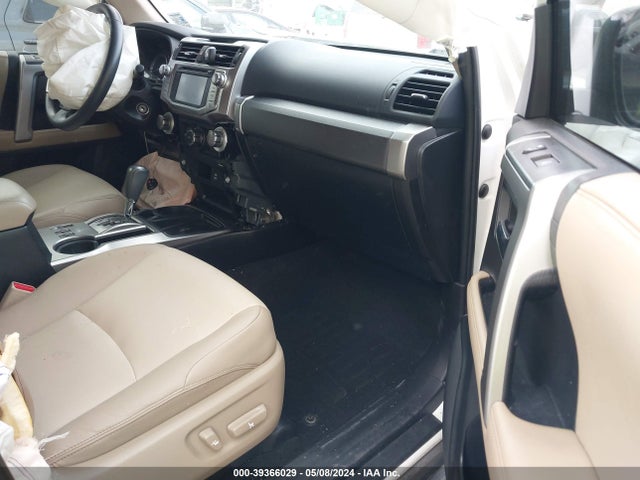 Toyota 4runner Sr5 Premium 2016 JTEZU5JR3G5135049 Image 5