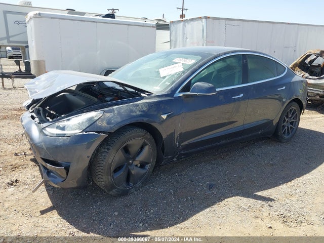Tesla Model 3 Long Range Dual Motor All-wheel Drive 2020 5YJ3E1EB0LF800821 Image 2