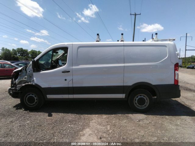 1FTYR1ZG0HKB03269 Ford Transit-250