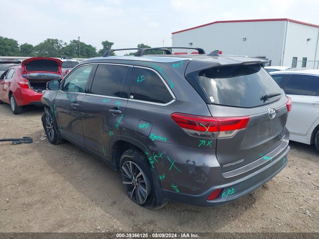 Toyota Highlander Xle 2019 5TDJZRFH9KS569957 Image 3