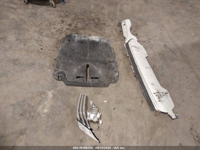 1HGCR3F83HA040338 Honda Accord Ex-l V6
