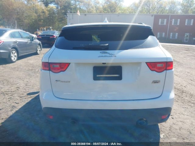 SADCJ2FX2KA364657 Jaguar F-pace 25t Premium