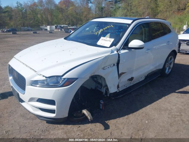 SADCJ2FX2KA364657 Jaguar F-pace 25t Premium
