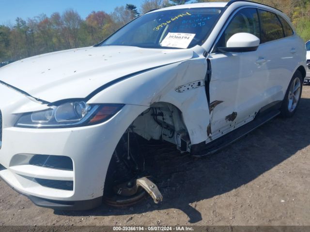 SADCJ2FX2KA364657 Jaguar F-pace 25t Premium