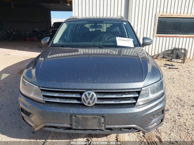 3VV3B7AX6JM016473 Volkswagen Tiguan 2.0t Se/2.0t Sel