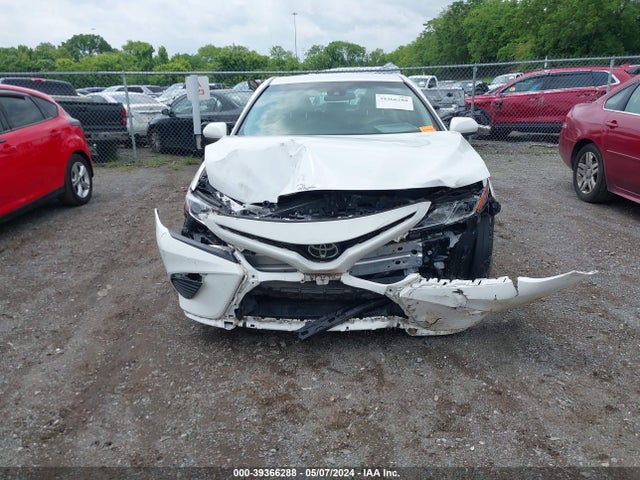 Toyota CAMRY SE 2018 4T1B11HK3JU500290 Image 13