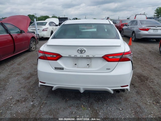 Toyota CAMRY SE 2018 4T1B11HK3JU500290 Image 17