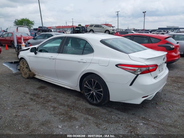 Toyota CAMRY SE 2018 4T1B11HK3JU500290 Image 3