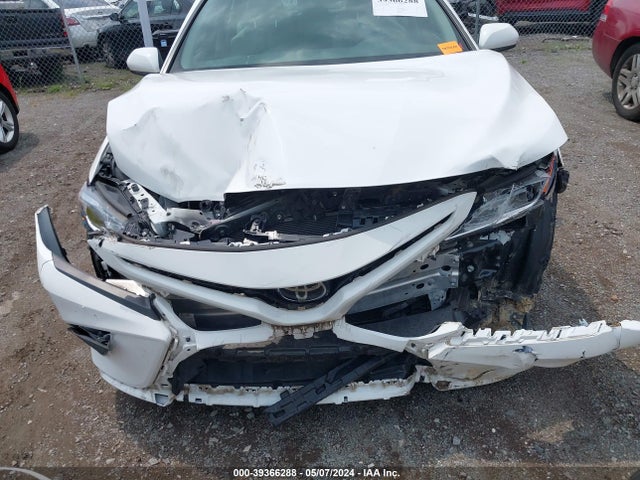 Toyota CAMRY SE 2018 4T1B11HK3JU500290 Image 6