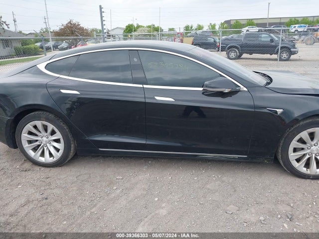 Tesla Model S 100d/75d/p100d 2018 5YJSA1E22JF277001 Image 14