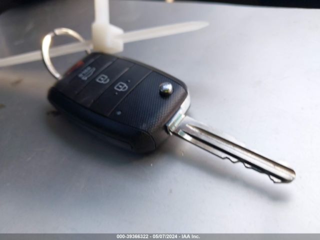 KNAFX4A62E5224748 KIA FORTE LX