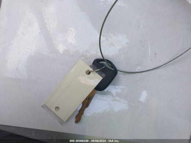 39366349 :رقم المزاد ، 19UUA66255A018104 vin ، 2005 Acura Tl مزاد بيع