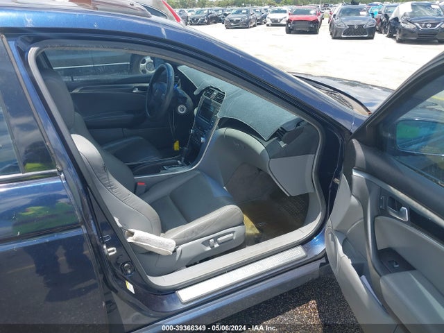 39366349 :رقم المزاد ، 19UUA66255A018104 vin ، 2005 Acura Tl مزاد بيع