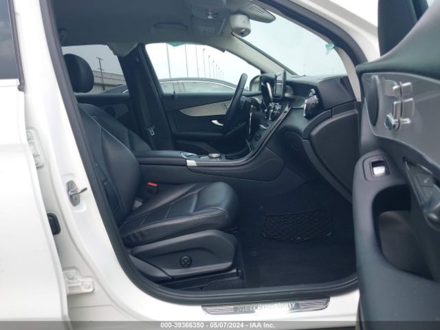 WDC0G4JB0KF563806 Mercedes-Benz GLC 300