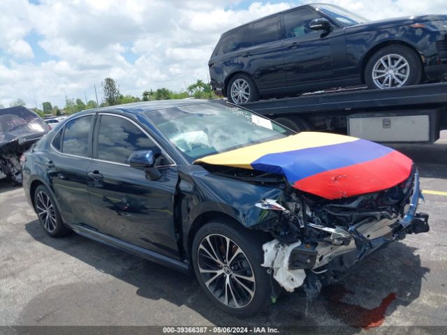 4T1B11HK9JU589749 Toyota CAMRY SE