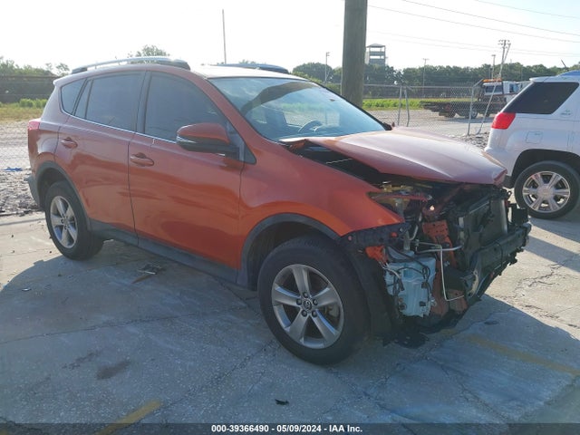 Toyota Rav4 Xle 2015 JTMWFREV4FJ036388 главное изображение