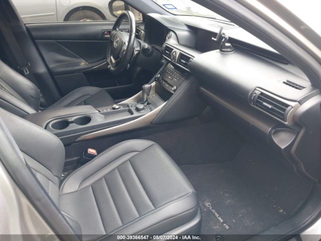 JTHBA1D27H5061415 Lexus IS 200T