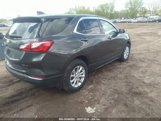 Chevrolet EQUINOX LT 2018 2GNAXSEV8J6287779 Image 4