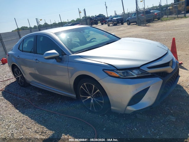 Toyota CAMRY SE 2018 4T1B11HK9JU643471 main image