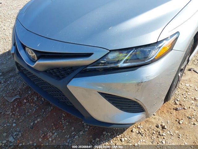 Toyota CAMRY SE 2018 4T1B11HK9JU643471 Image 6