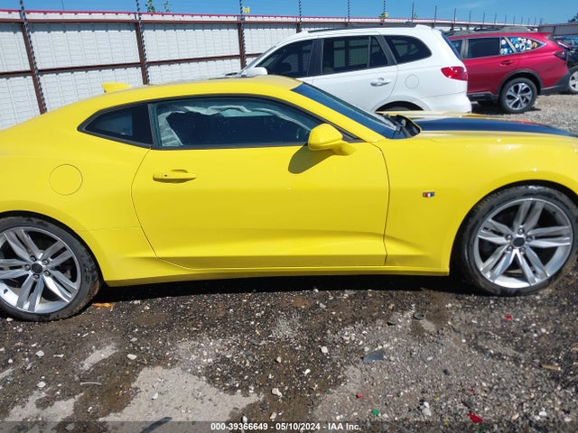 Chevrolet Camaro 1lt 2016 1G1FB1RS9G0154935 Image 13