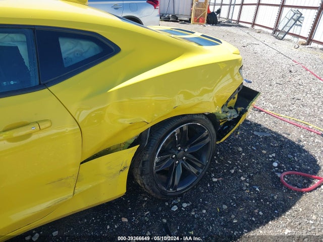 Chevrolet Camaro 1lt 2016 1G1FB1RS9G0154935 Image 6