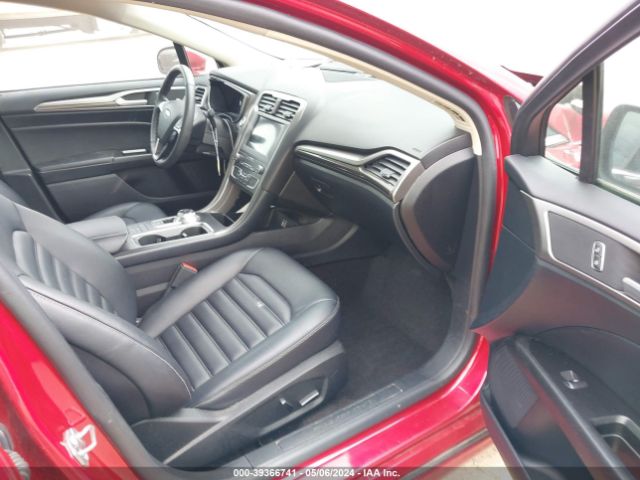 3FA6P0CD7LR135197 Ford FUSION SEL